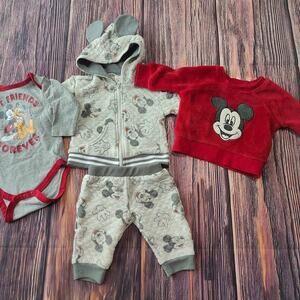 Bundle of 4 Pieces Disney Mickey Mouse